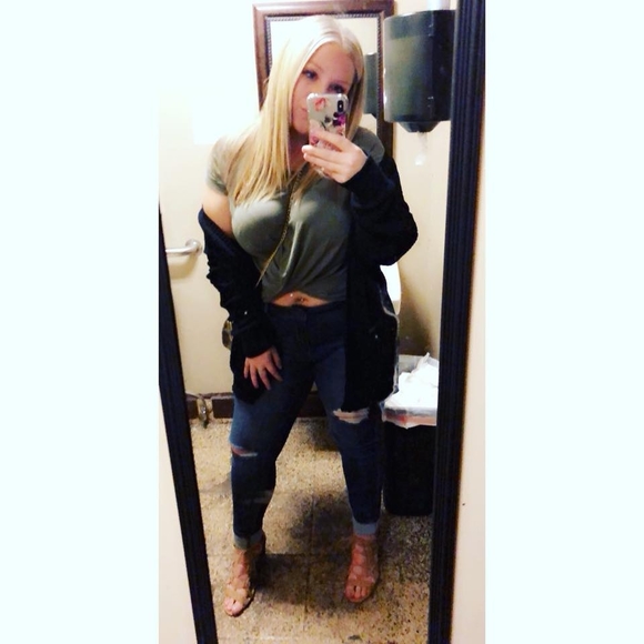 Meet the Posher Other - Meet your Posher, Kaitlyn